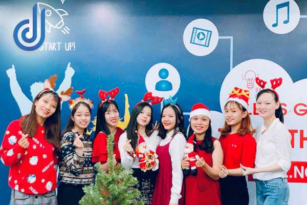 Cách thức tổ chức trang trí sự kiện giáng sinh noel đẹp Đà Nẵng