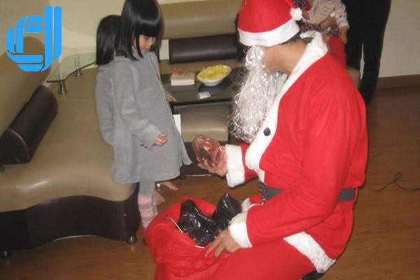 dịch vụ ông già noel giao quà theo yêu cầu tại đà nẵng