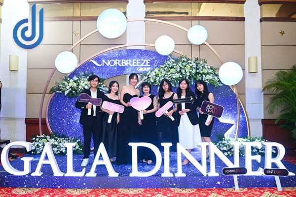 D2 events công ty chuyên tổ chức sự kiện gala dinner