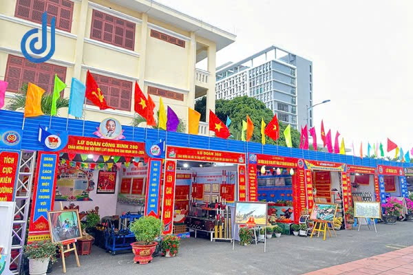 gian hàng tiêu chuẩn 3m tại đà nẵng