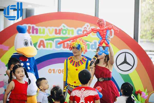 Dịch vụ cho thuê chú Hề thổi bong bóng nghệ thuật tại Đà Nẵng
